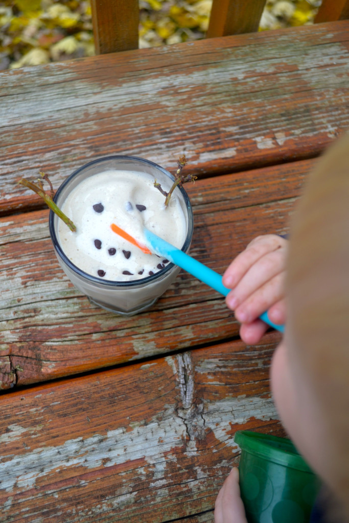 Melting Snowman Smoothie Int