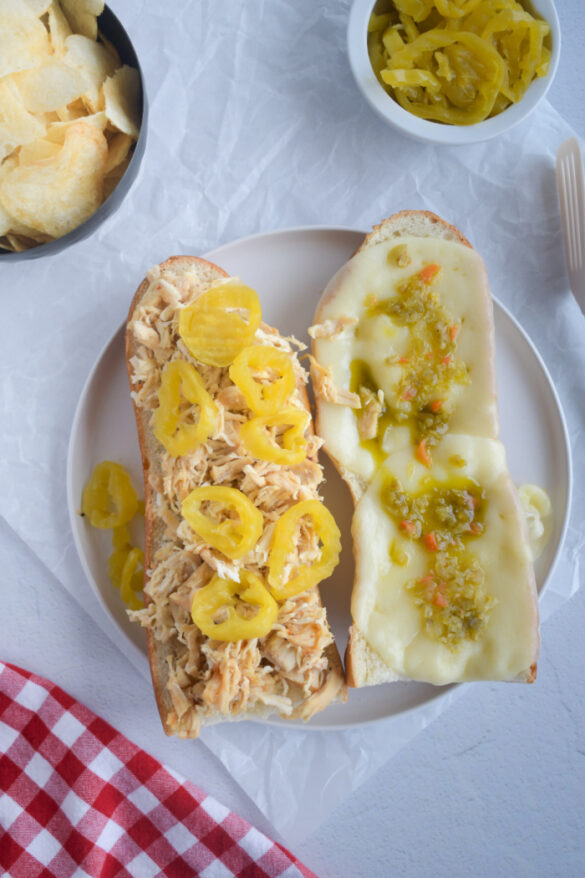 Italian shredded chicken sandwiches